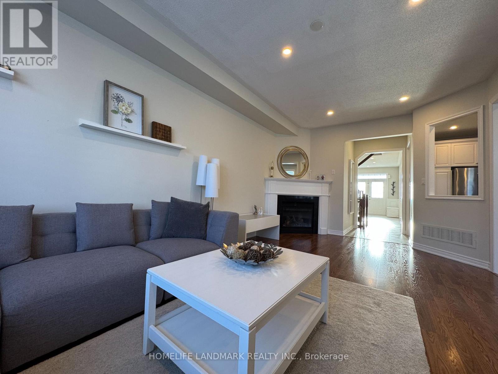 13 Woodway Lane, Markham, Ontario  L6B 0N4 - Photo 19 - N12501304