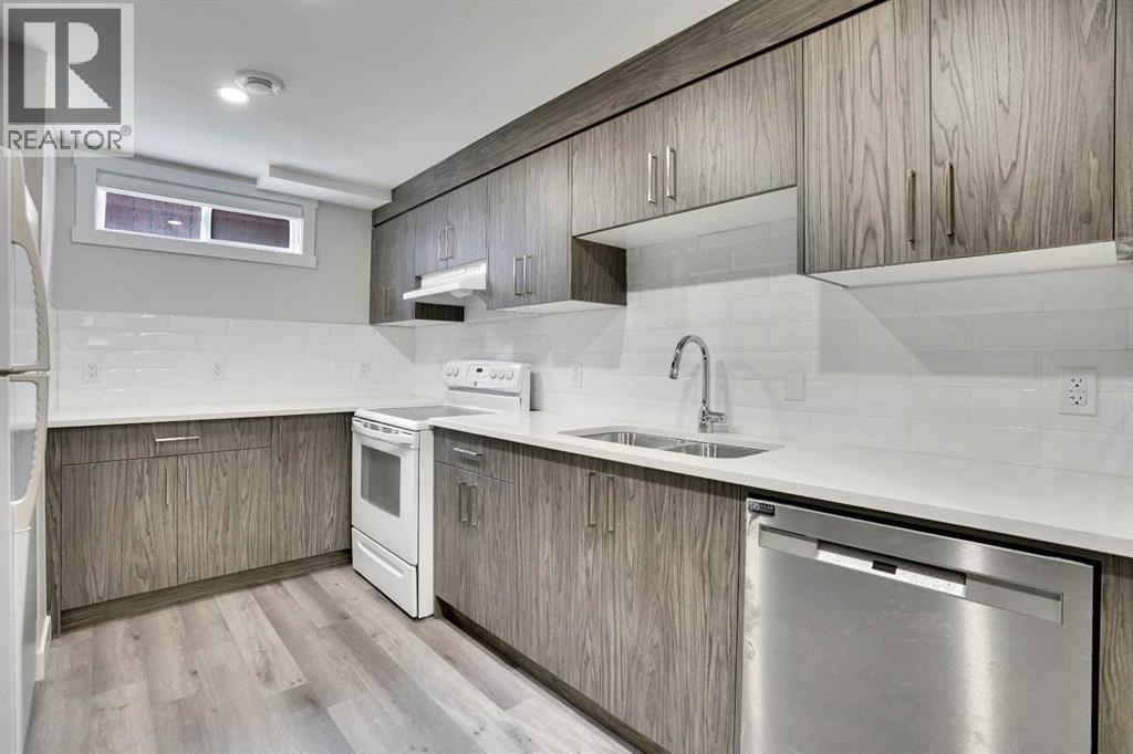 88 Westwood Drive Sw, Calgary, Alberta  T3C 2V7 - Photo 29 - A2257438