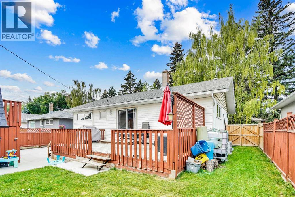 88 Westwood Drive Sw, Calgary, Alberta  T3C 2V7 - Photo 43 - A2257438