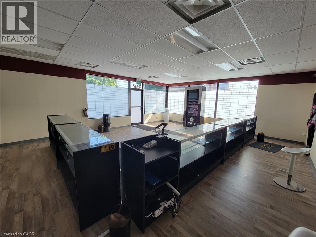 215 Highland Road W Unit# 108, Kitchener, Ontario  M2M 3C1 - Photo 4 - 40753899