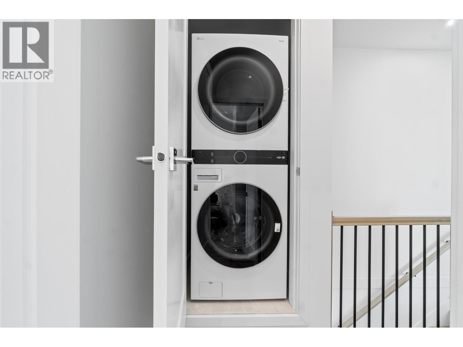 107 7161 17th Avenue, Burnaby, British Columbia  V3N 1K8 - Photo 32 - R3063497