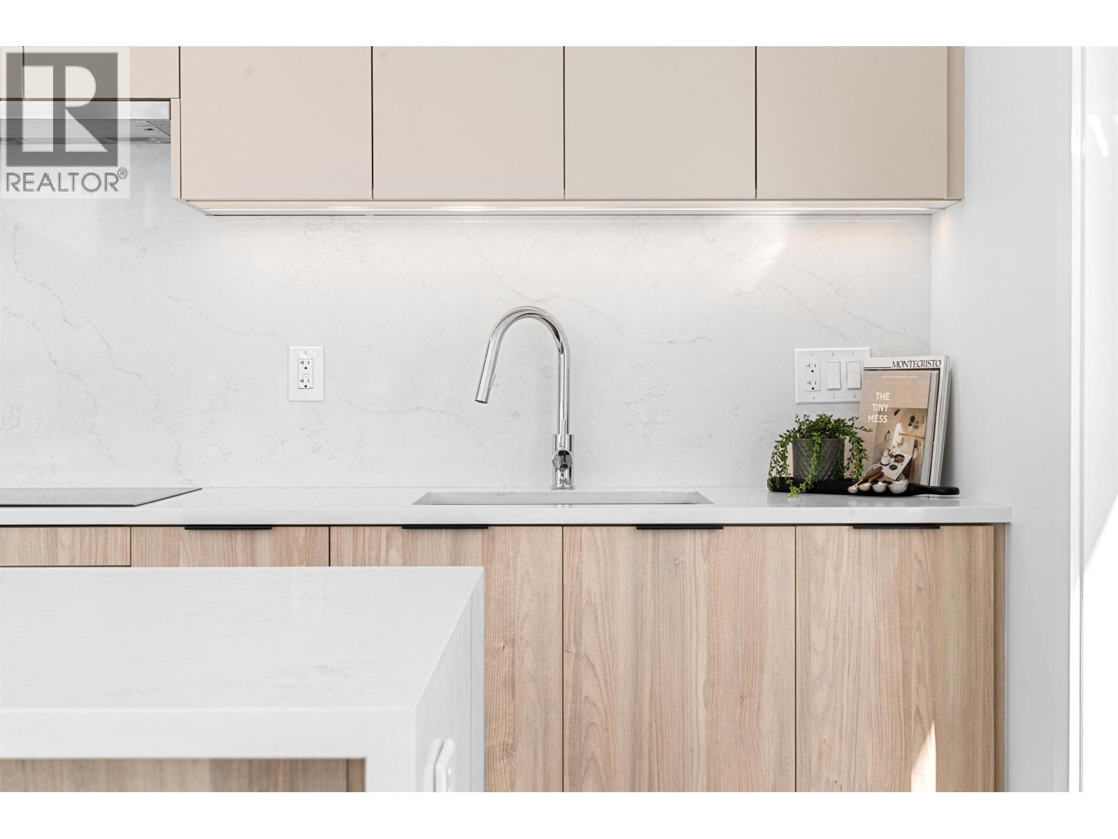 107 7161 17th Avenue, Burnaby, British Columbia  V3N 1K8 - Photo 23 - R3063497