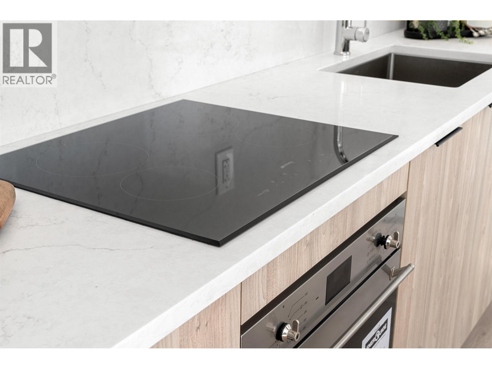 107 7161 17th Avenue, Burnaby, British Columbia  V3N 1K8 - Photo 19 - R3063497