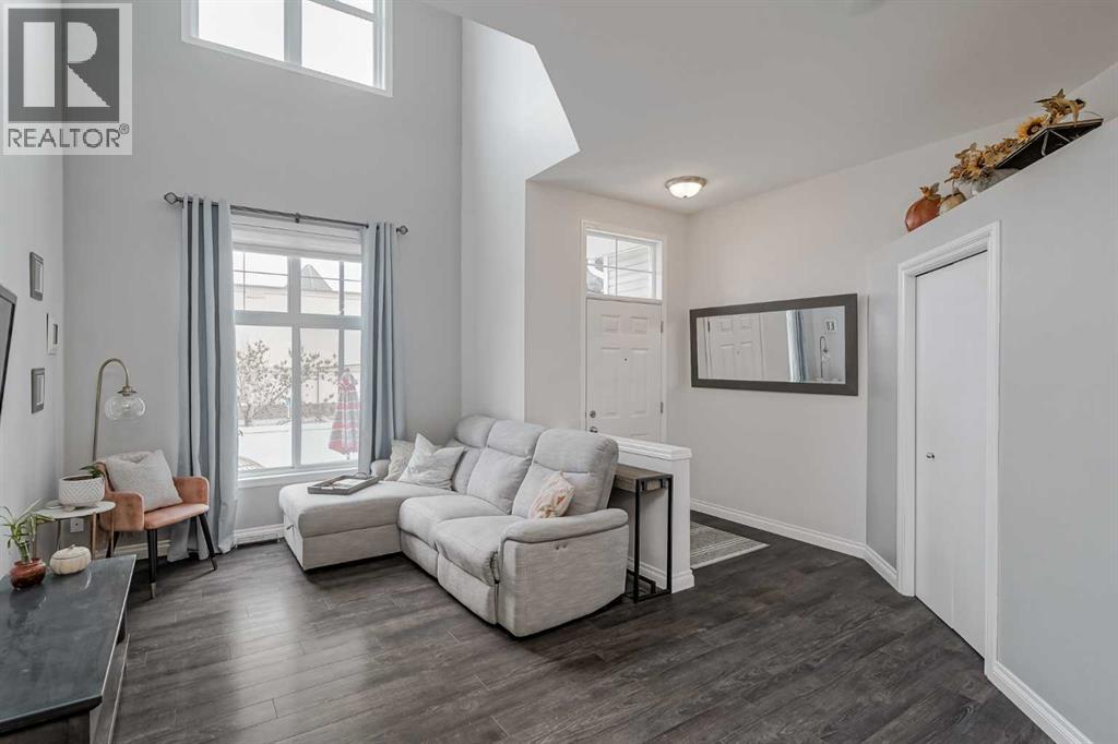 89 Mckenzie Towne Gate Se, Calgary, Alberta  T2Z 4G1 - Photo 2 - A2266104