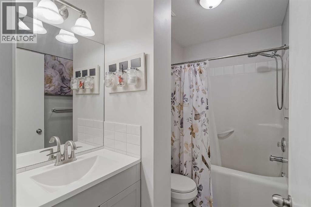 89 Mckenzie Towne Gate Se, Calgary, Alberta  T2Z 4G1 - Photo 13 - A2266104