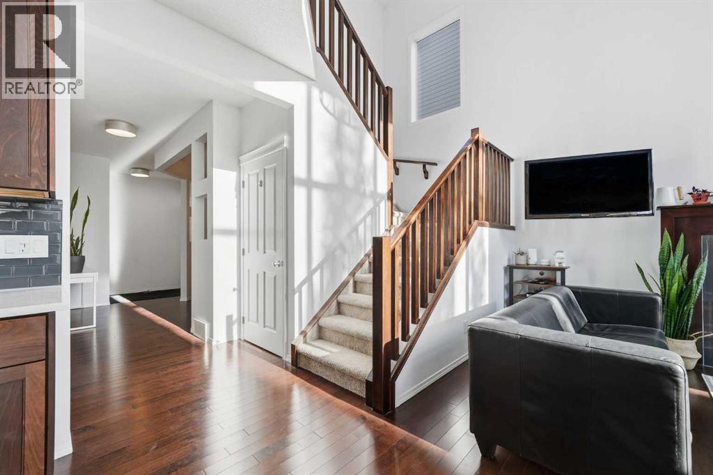 587 Panora Way Nw, Calgary, Alberta  T3K 0N8 - Photo 10 - A2265190