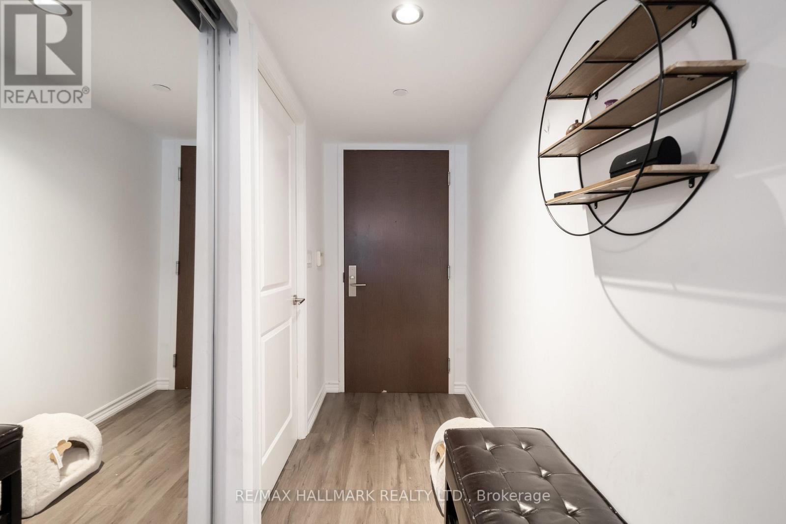 1703 - 386 Yonge Street, Toronto, Ontario  M5B 0A5 - Photo 22 - C12501312