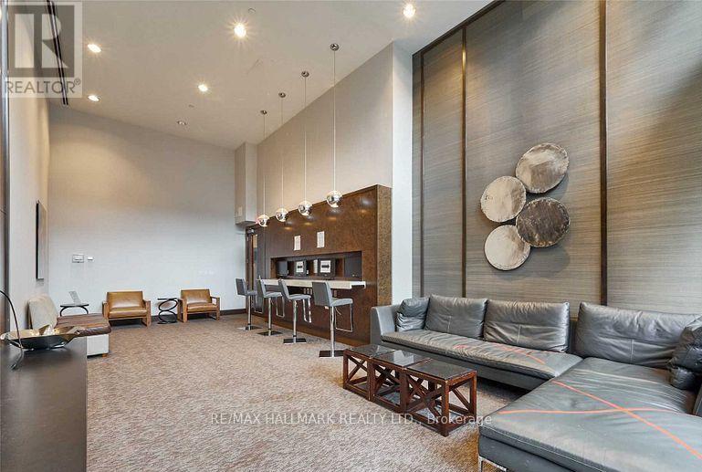 1703 - 386 Yonge Street, Toronto, Ontario  M5B 0A5 - Photo 24 - C12501312