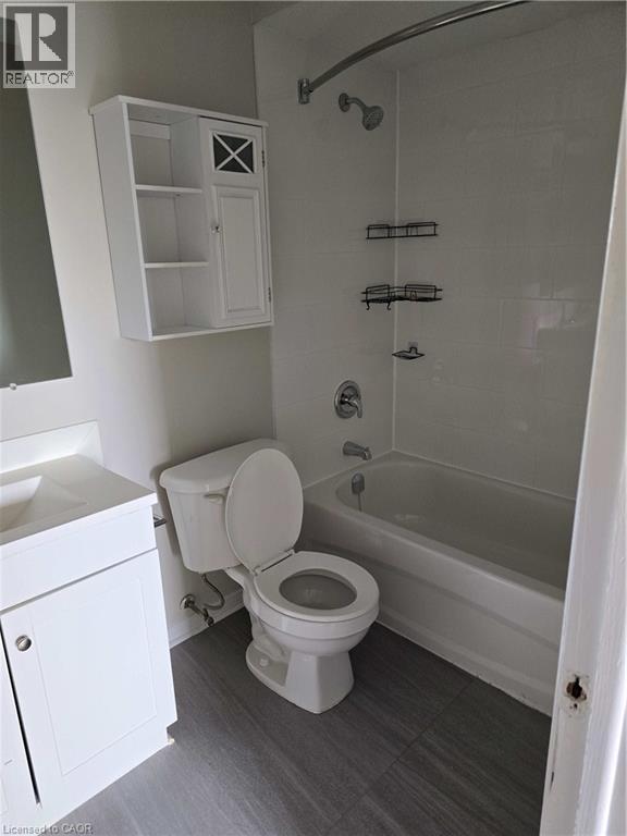 5291 Lakeshore Road Unit# 101, Burlington, Ontario  L7L 1C7 - Photo 9 - 40761470