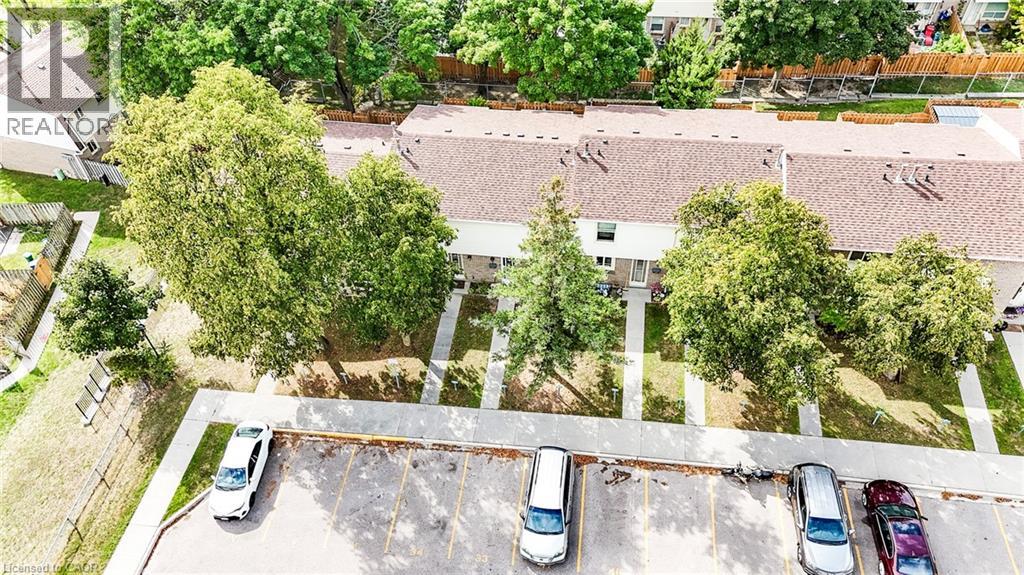 165 Green Valley Drive Unit# 31, Kitchener, Ontario  N2P 1K3 - Photo 4 - 40767961