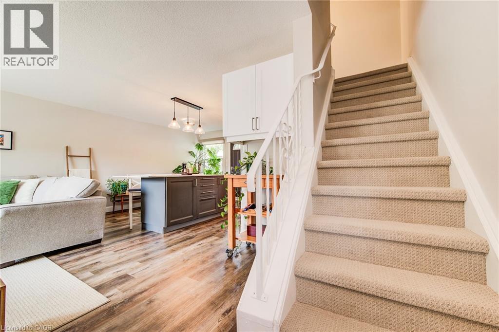 165 Green Valley Drive Unit# 31, Kitchener, Ontario  N2P 1K3 - Photo 7 - 40767961