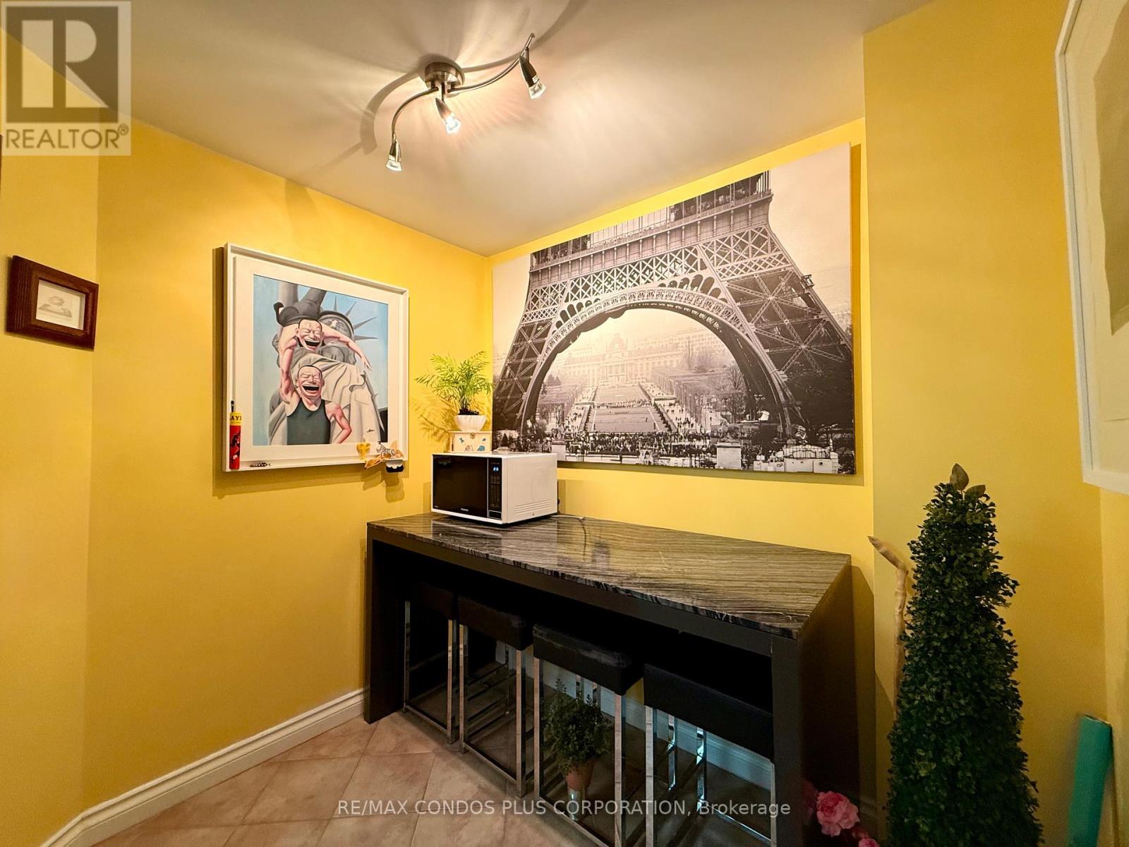 4405 - 1 Palace Pier Court, Toronto, Ontario  M8V 3W9 - Photo 11 - W12501318