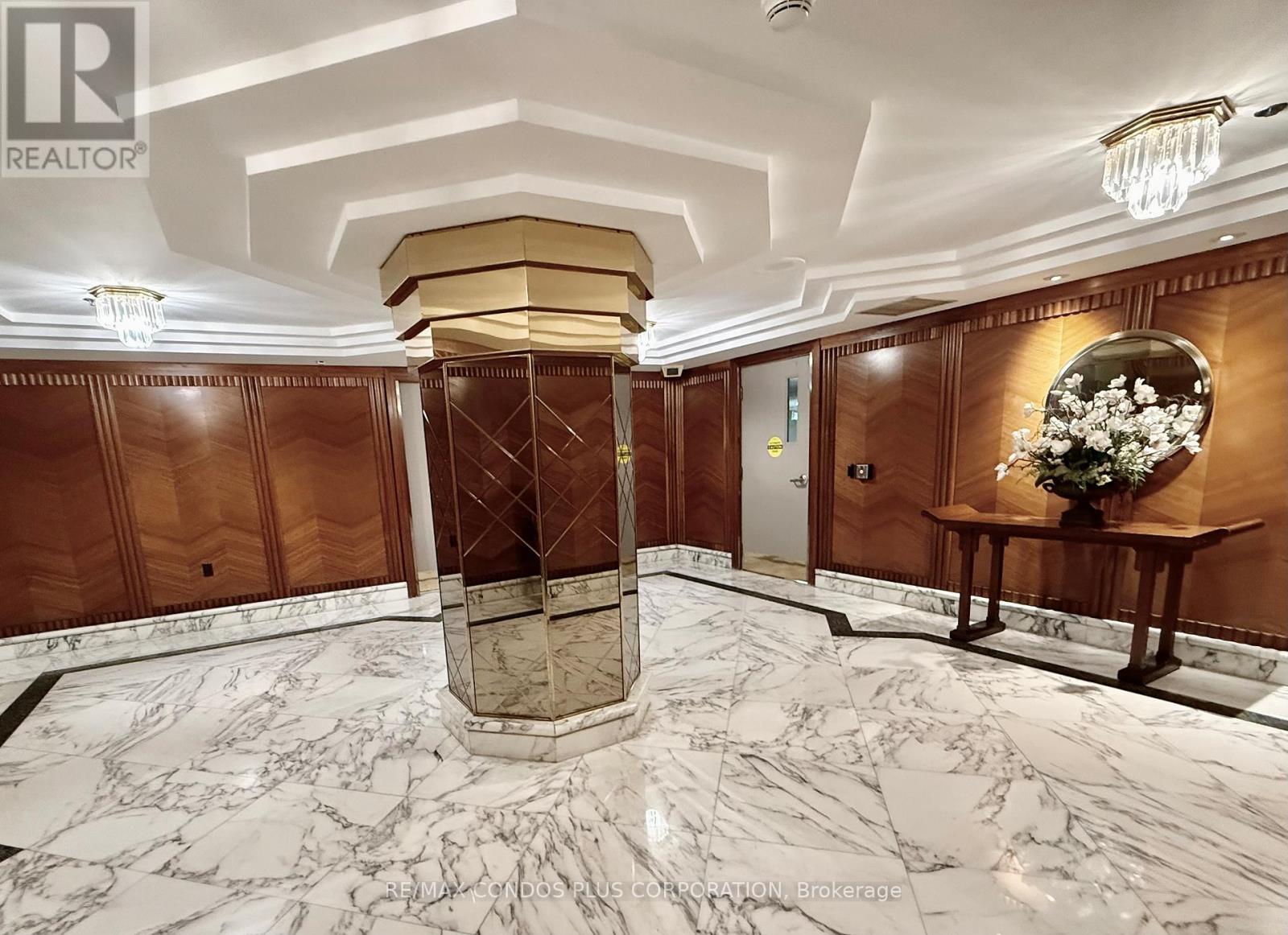 4405 - 1 Palace Pier Court, Toronto, Ontario  M8V 3W9 - Photo 27 - W12501318