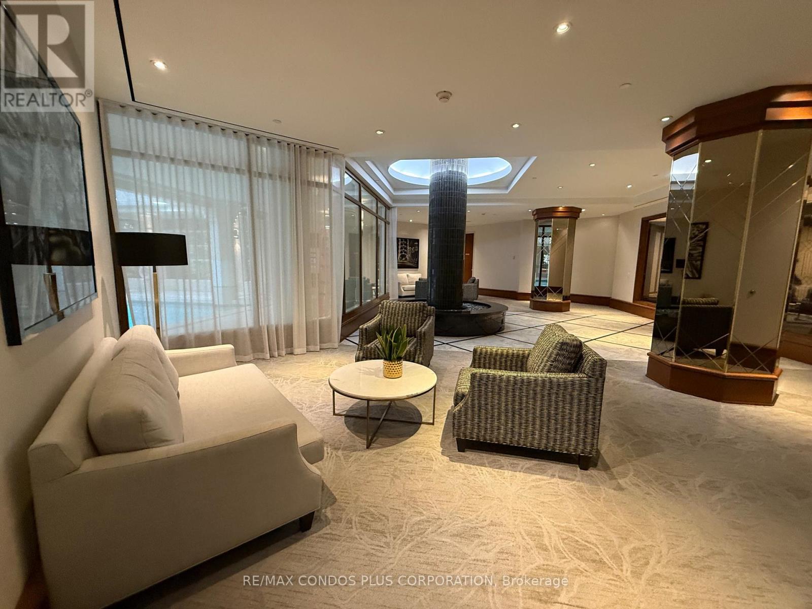 4405 - 1 Palace Pier Court, Toronto, Ontario  M8V 3W9 - Photo 34 - W12501318