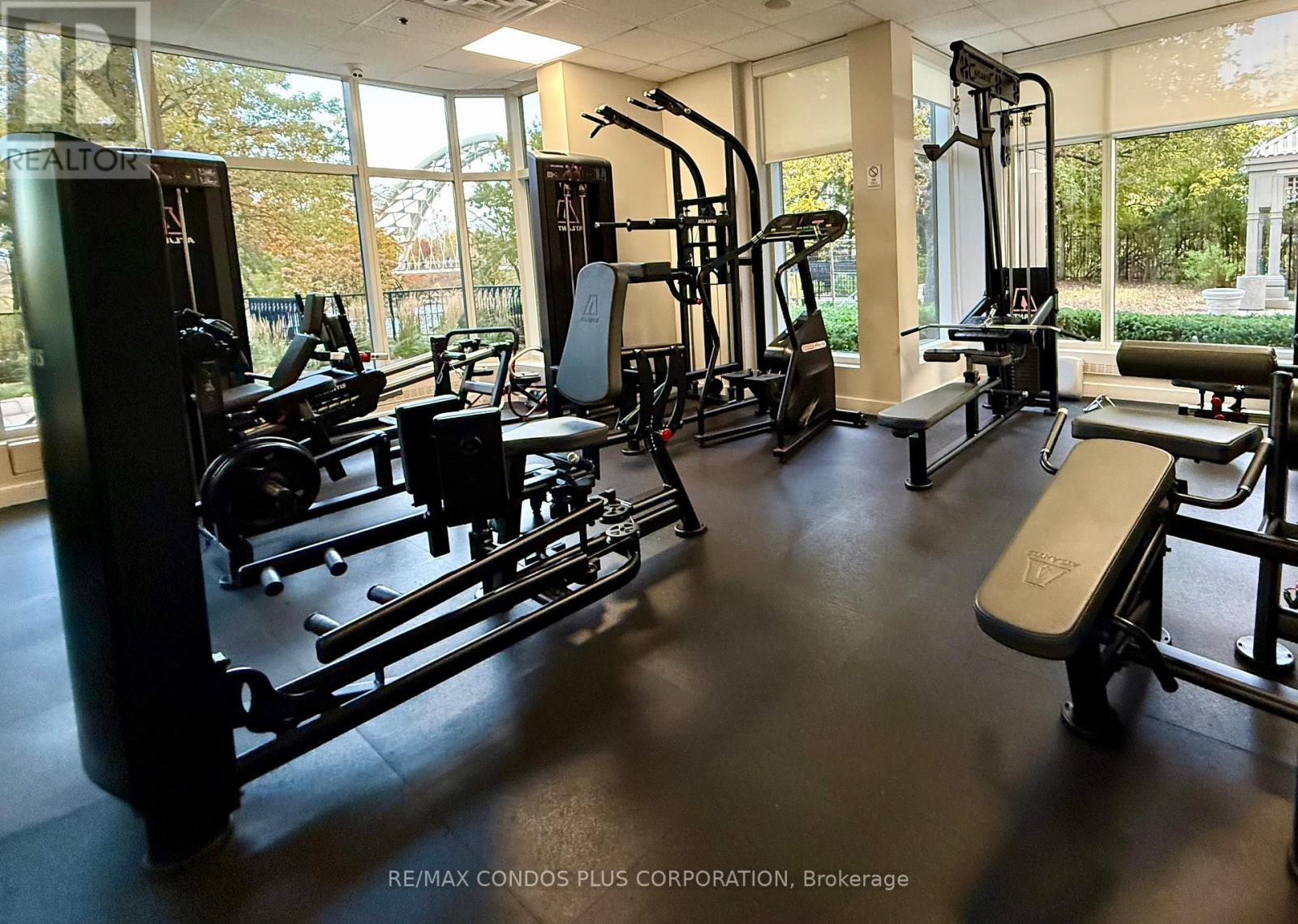 4405 - 1 Palace Pier Court, Toronto, Ontario  M8V 3W9 - Photo 37 - W12501318