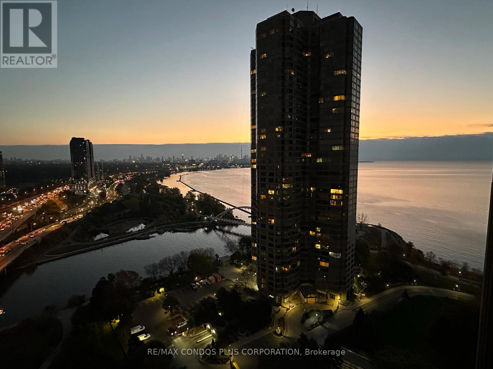 4405 - 1 Palace Pier Court, Toronto, Ontario  M8V 3W9 - Photo 48 - W12501318