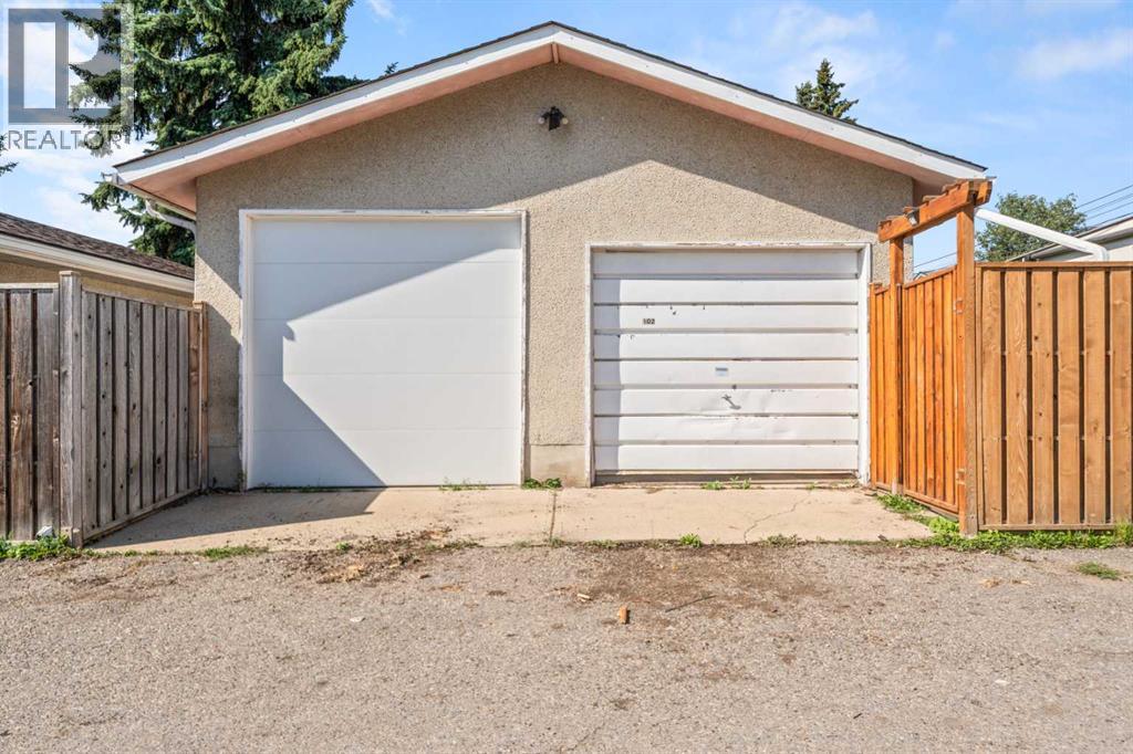 102 Marbrooke Circle Ne, Calgary, Alberta T2A 2W6 - Photo 36 - A2251892