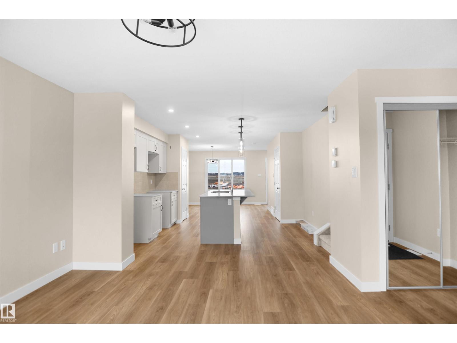 626 176 Av Ne, Edmonton, Alberta  T5Y 4G1 - Photo 6 - E4447711