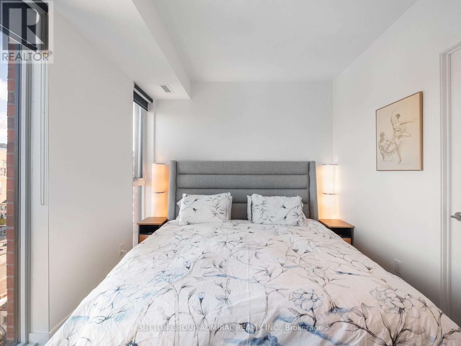 802 - 185 Alberta Avenue, Toronto, Ontario  M6C 0A5 - Photo 18 - C12501348