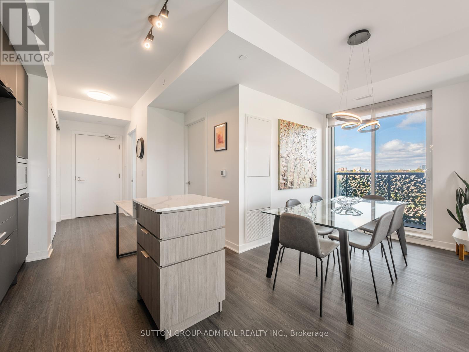 802 - 185 Alberta Avenue, Toronto, Ontario  M6C 0A5 - Photo 8 - C12501348