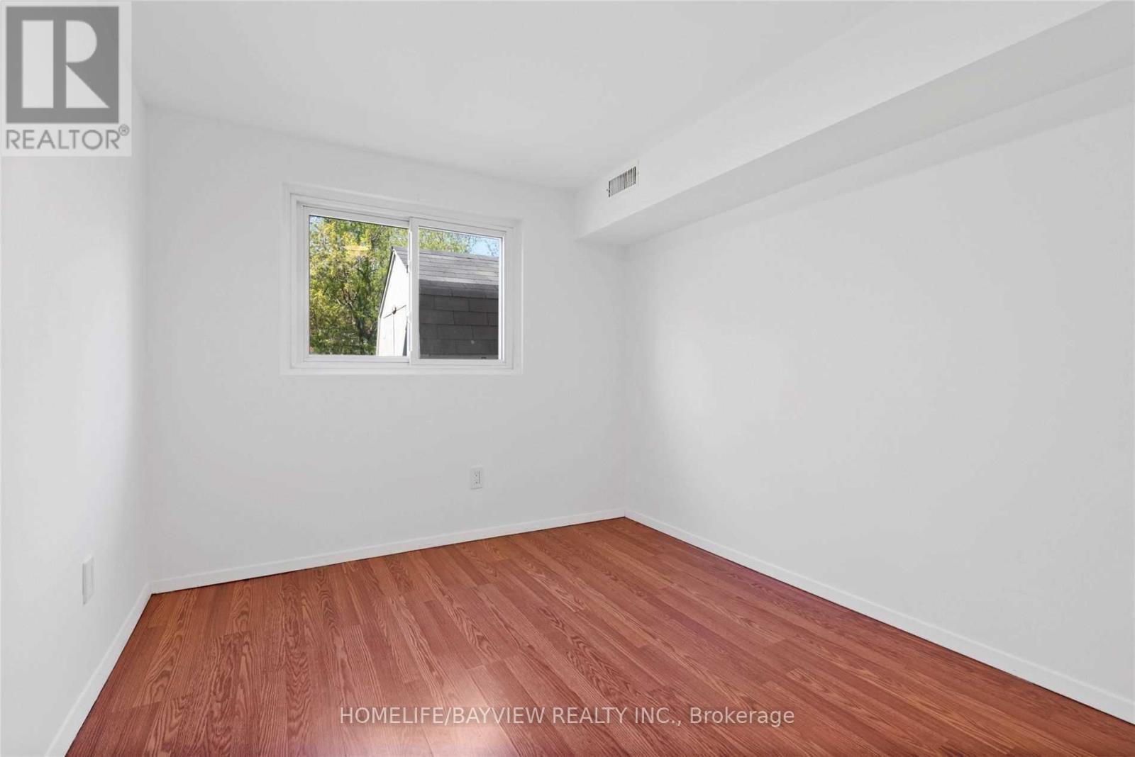 Lower - 714 Grandview Drive, Oshawa, Ontario  L1H 7W2 - Photo 3 - E12501330