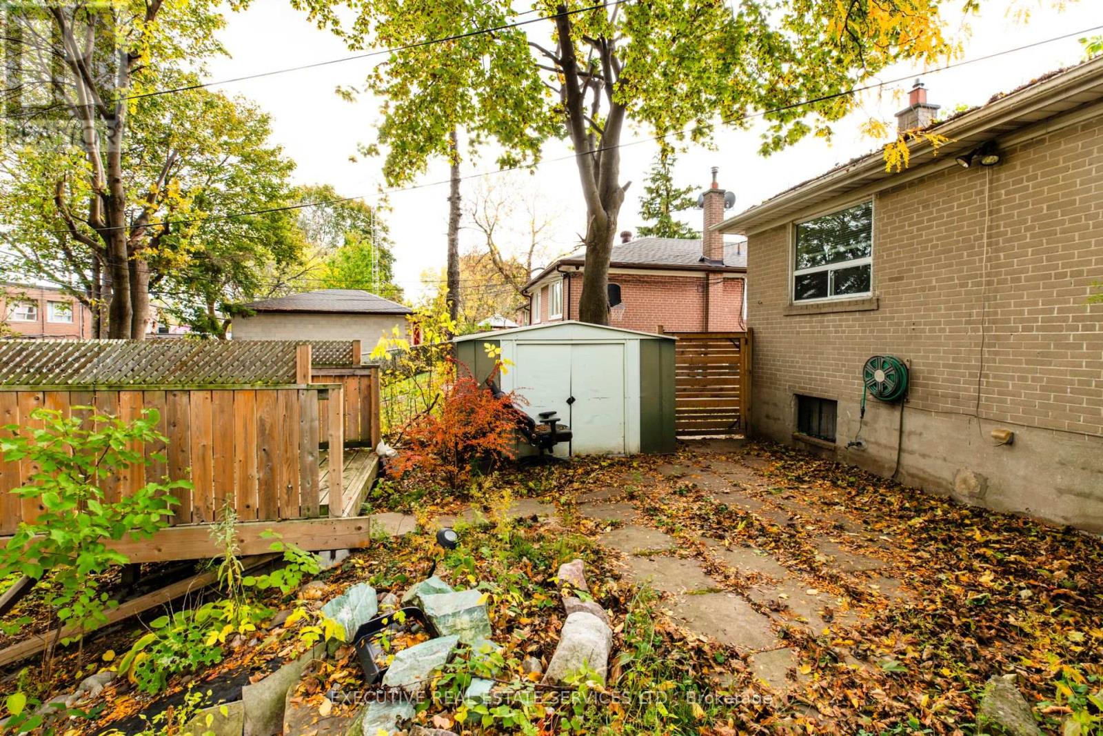 139 Pandora Circle, Toronto, Ontario  M1H 1V8 - Photo 25 - E12501332