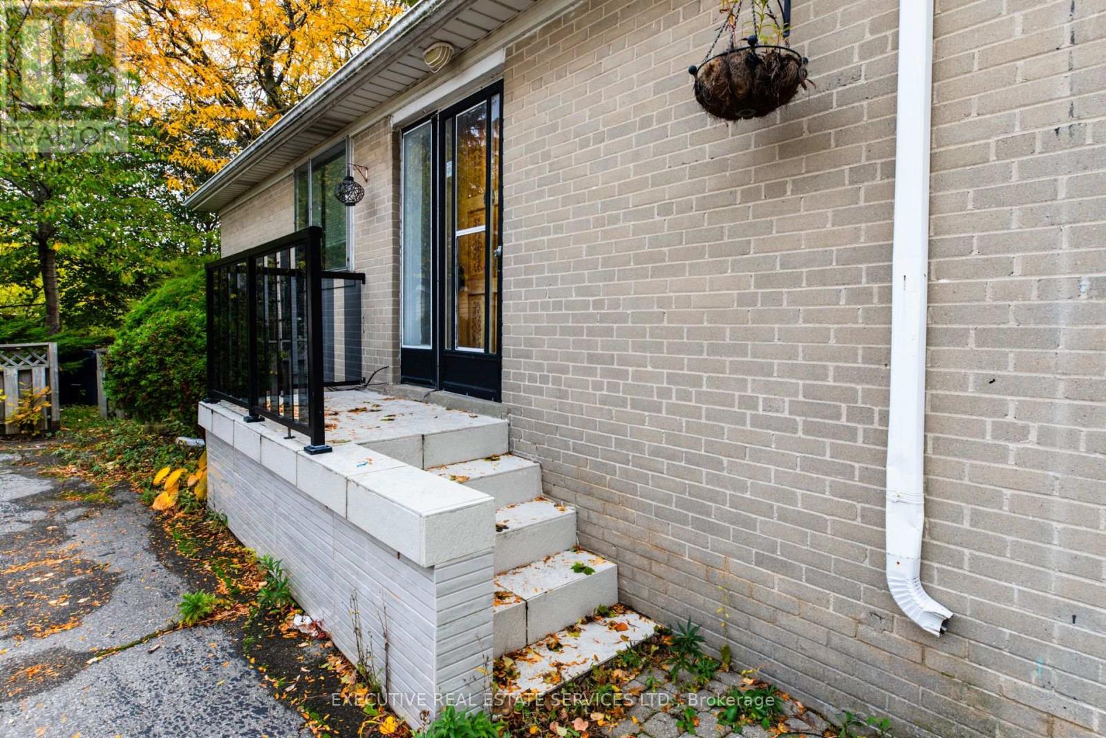 139 Pandora Circle, Toronto, Ontario  M1H 1V8 - Photo 5 - E12501332