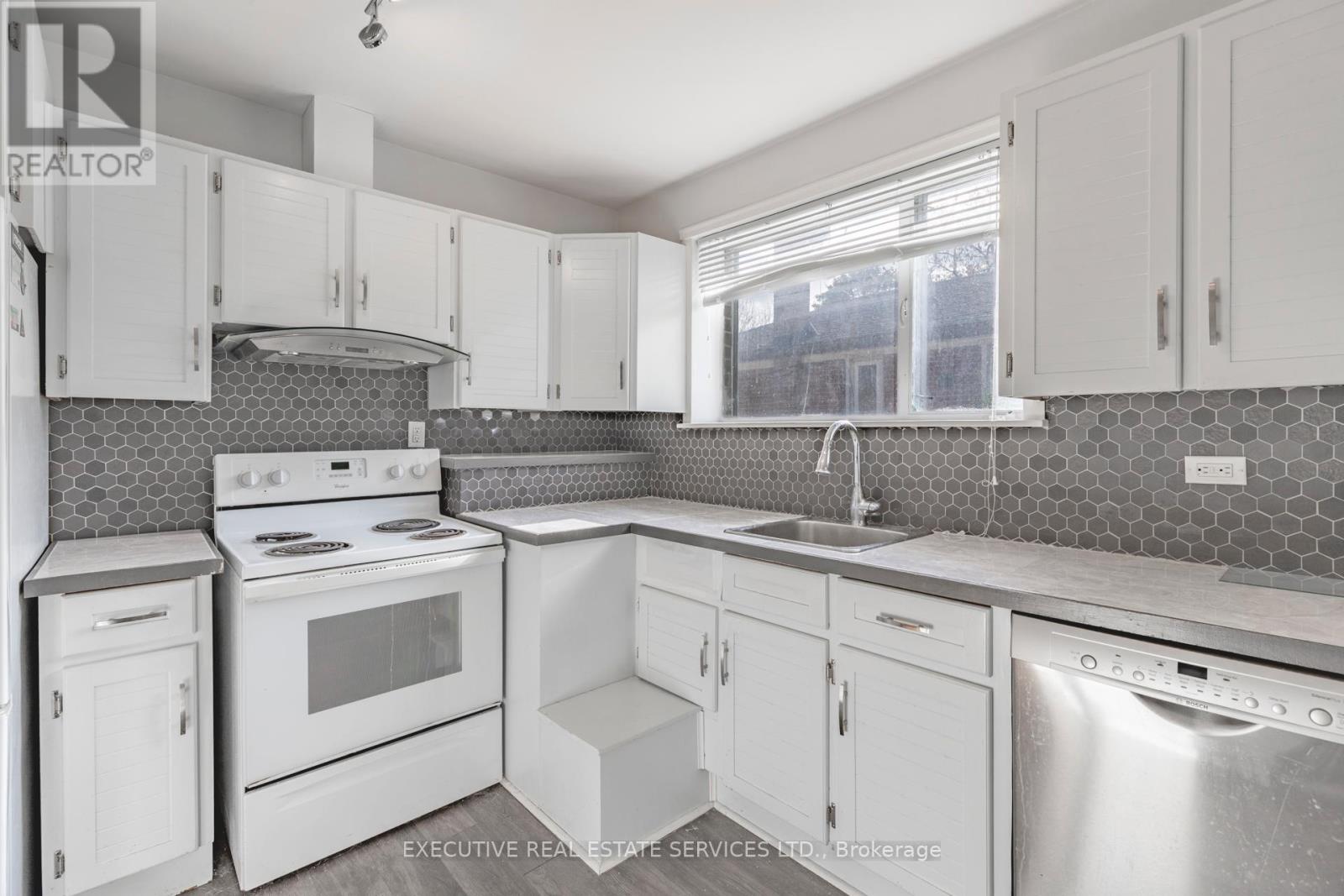 139 Pandora Circle, Toronto, Ontario  M1H 1V8 - Photo 7 - E12501332