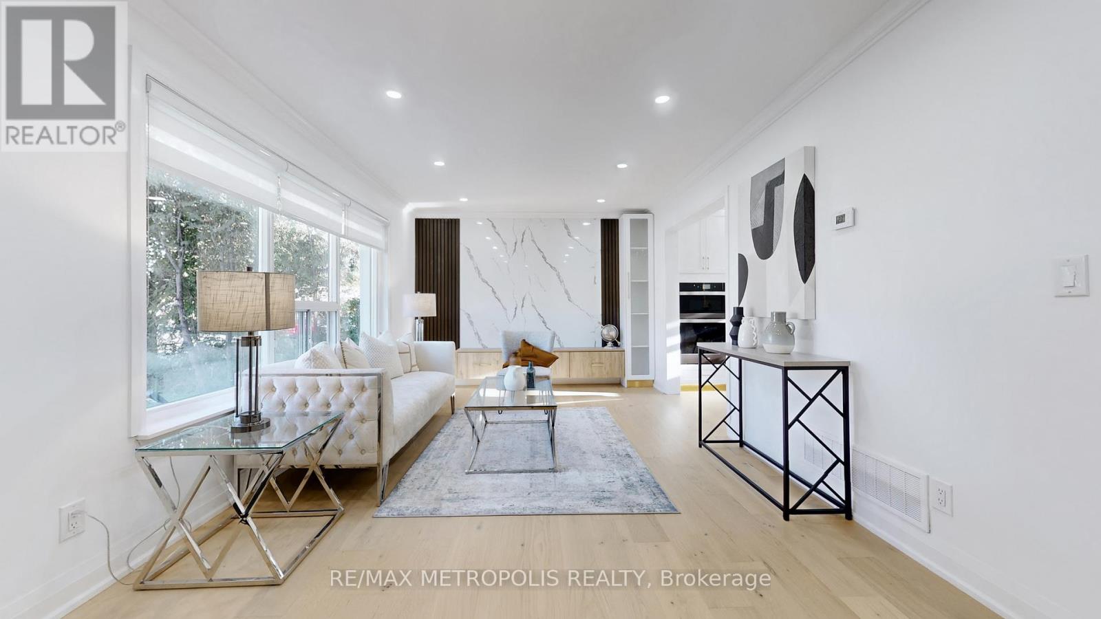 71 Gorsey Square, Toronto, Ontario  M1B 1A6 - Photo 4 - E12501346