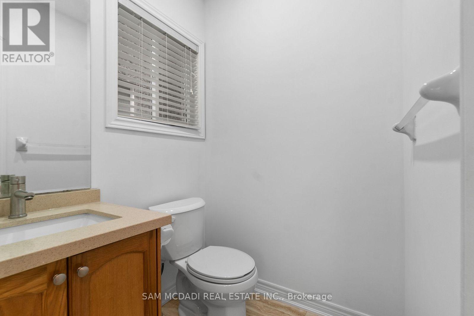 23 Manordale Crescent, Vaughan, Ontario  L4H 0T6 - Photo 12 - N12501340