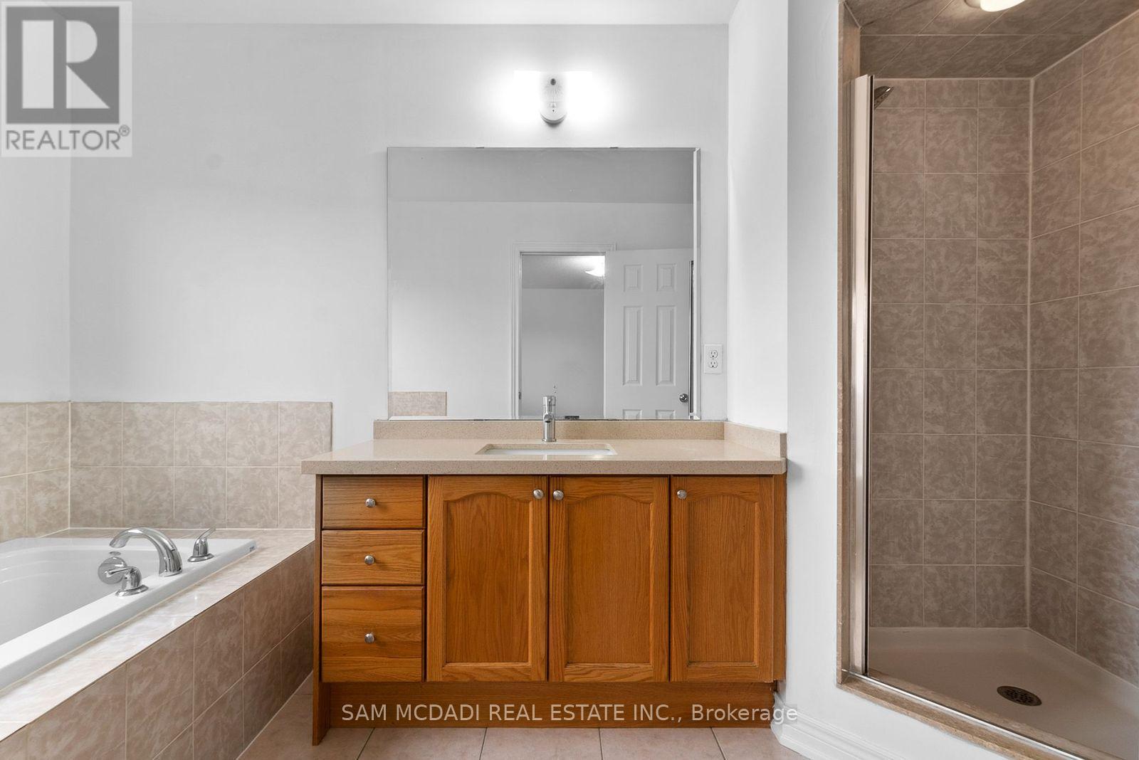 23 Manordale Crescent, Vaughan, Ontario  L4H 0T6 - Photo 16 - N12501340