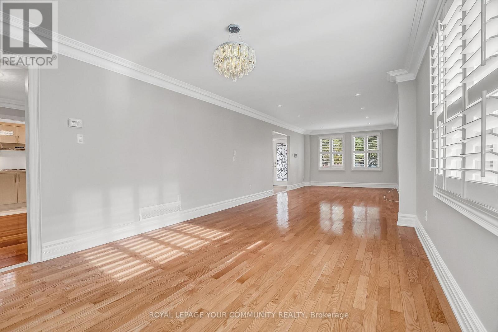 2 Brogan Court, Markham, Ontario  L3P 6G1 - Photo 10 - N12501350