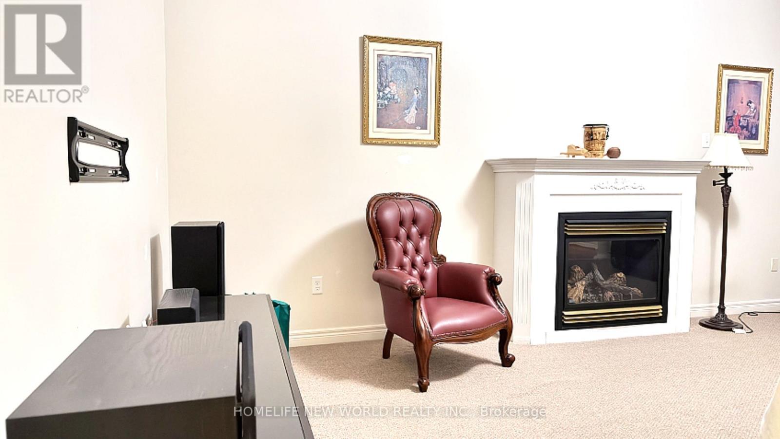 88 Gracedale Drive, Richmond Hill, Ontario  L4C 0S8 - Photo 7 - N12501354