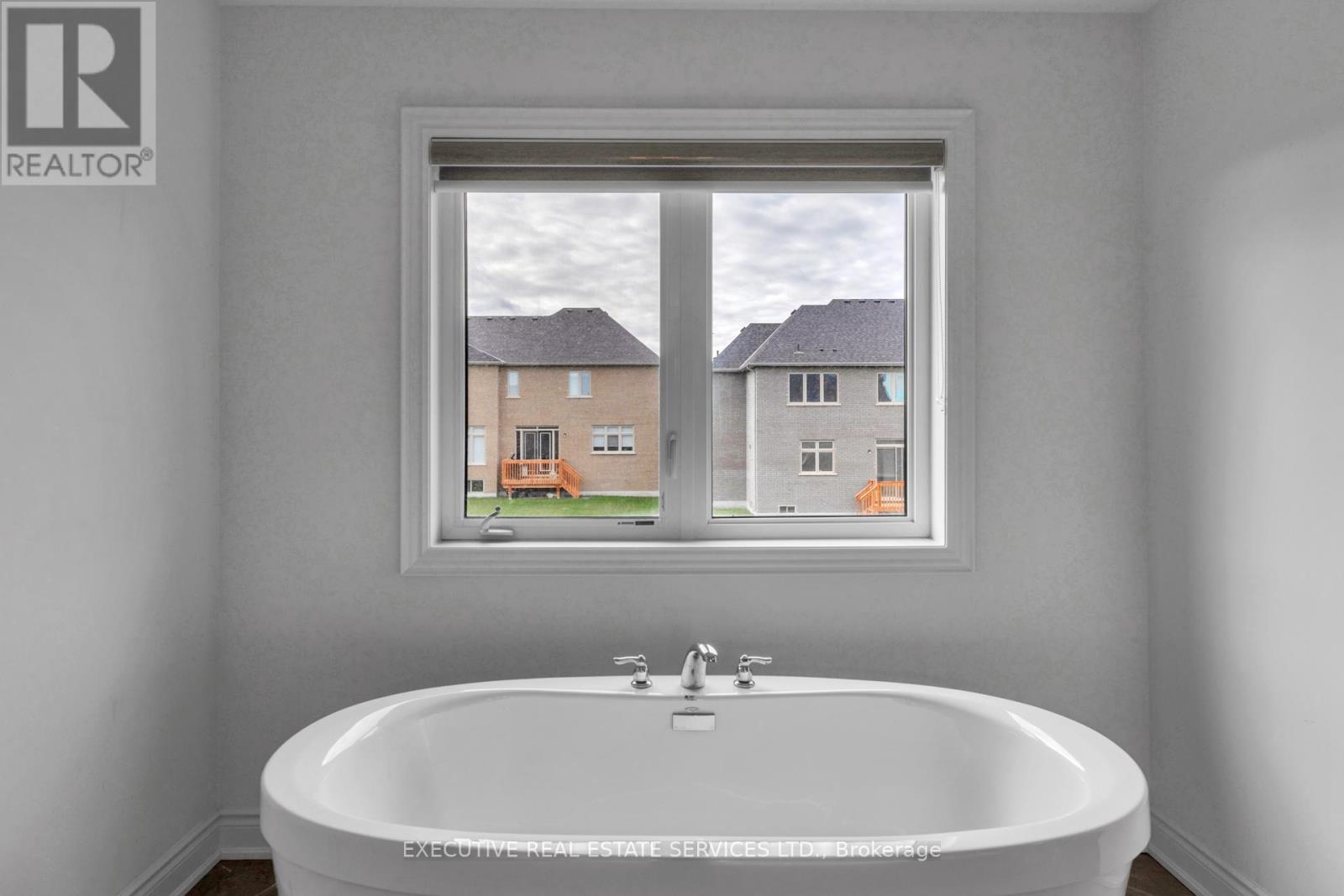 13 Sandhill Crescent, Adjala-Tosorontio, Ontario  L0G 1W0 - Photo 11 - N12501362