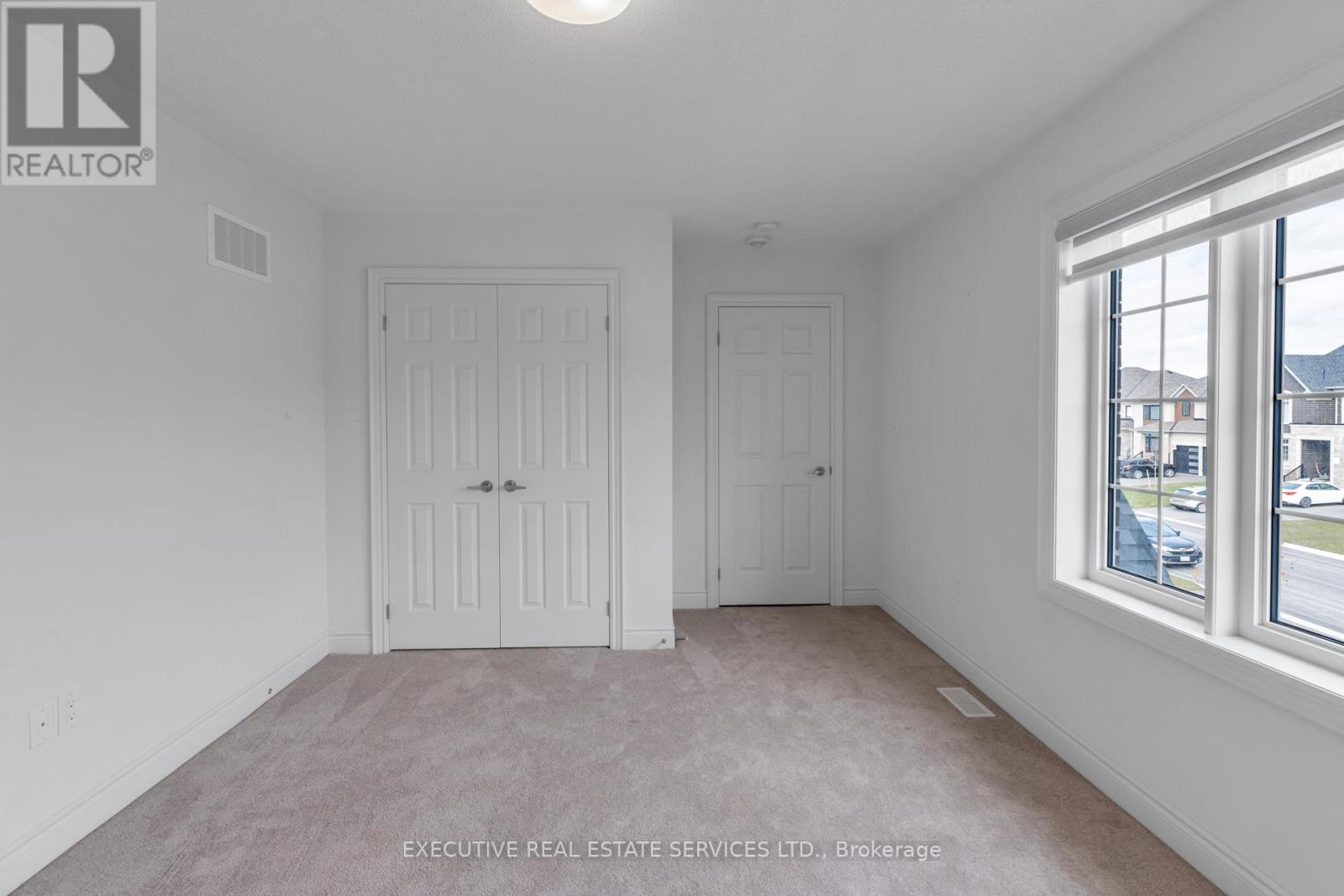 13 Sandhill Crescent, Adjala-Tosorontio, Ontario  L0G 1W0 - Photo 17 - N12501362