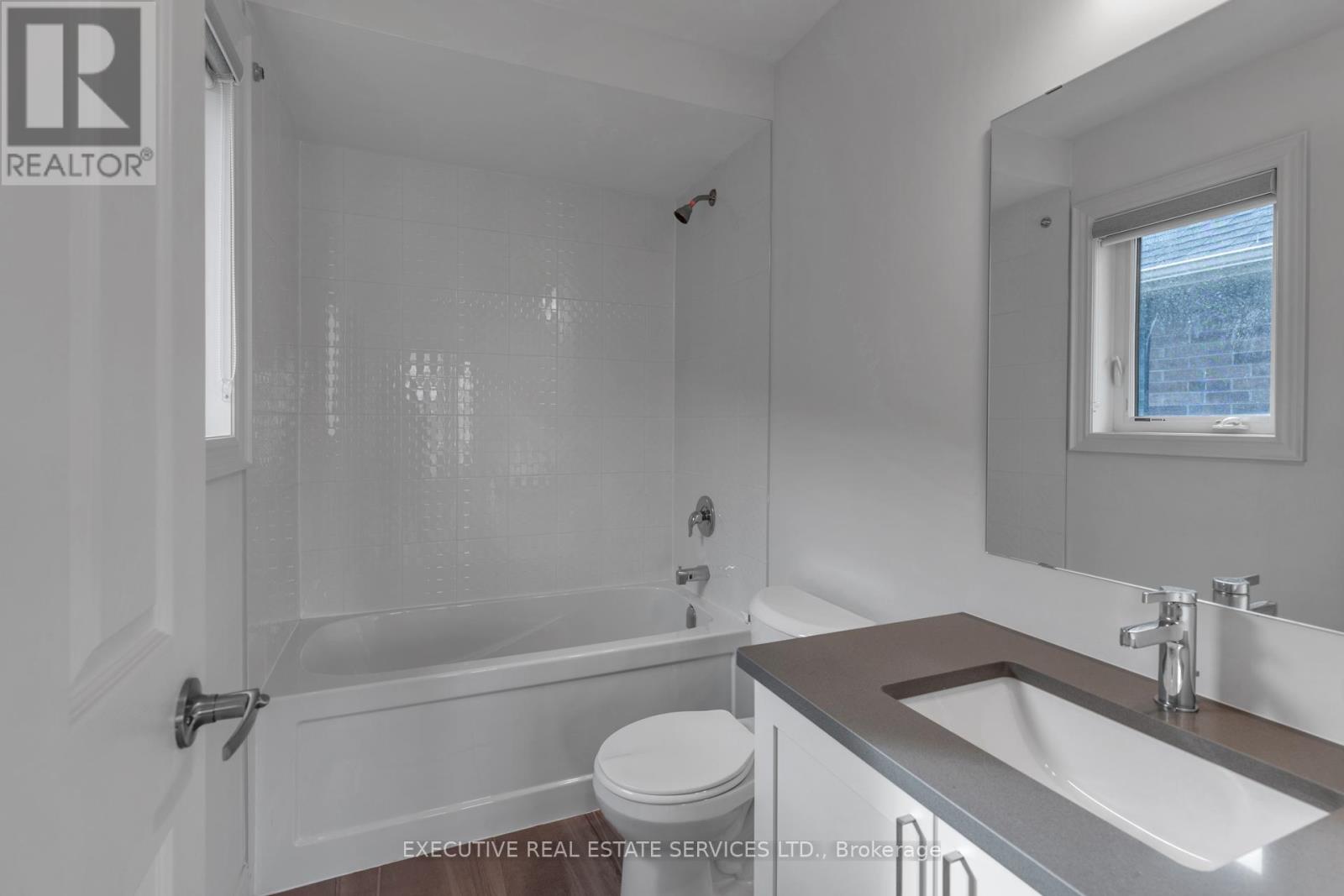 13 Sandhill Crescent, Adjala-Tosorontio, Ontario  L0G 1W0 - Photo 18 - N12501362