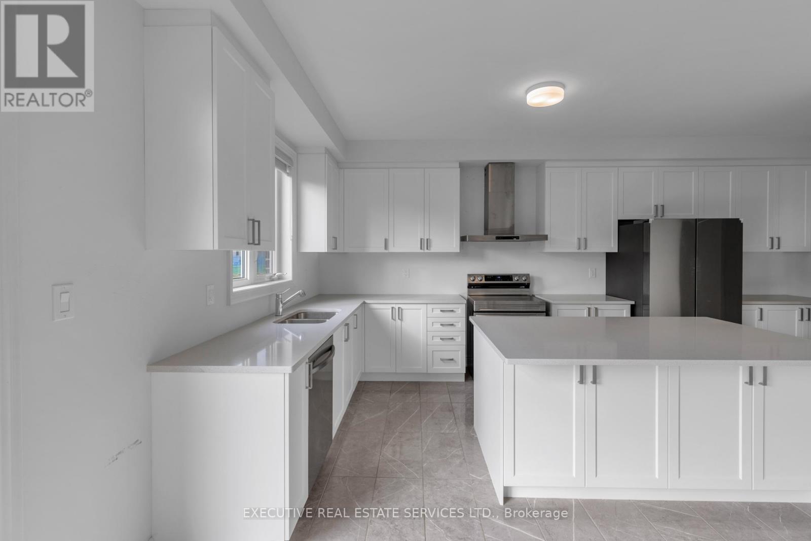 13 Sandhill Crescent, Adjala-Tosorontio, Ontario  L0G 1W0 - Photo 38 - N12501362