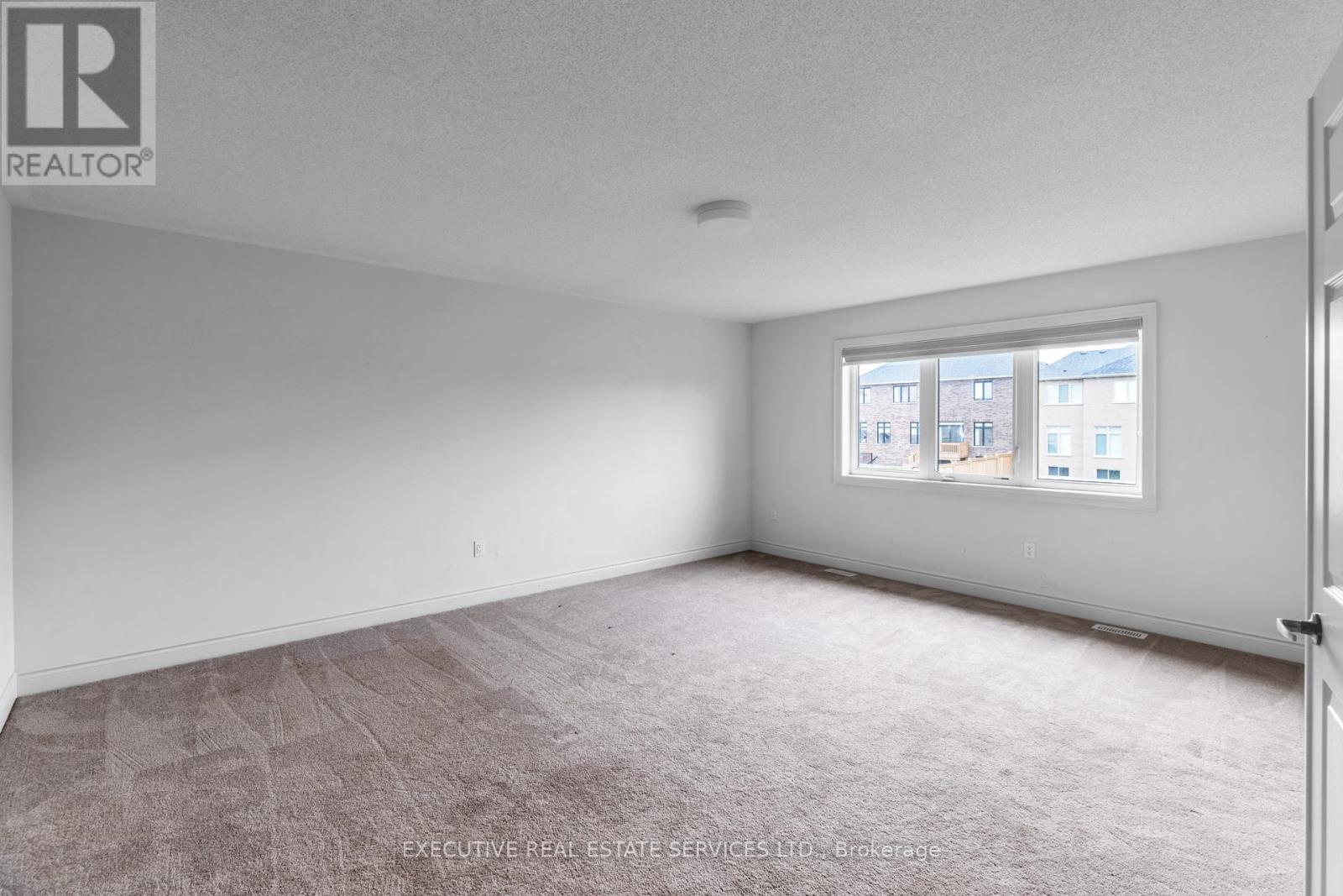 13 Sandhill Crescent, Adjala-Tosorontio, Ontario  L0G 1W0 - Photo 9 - N12501362