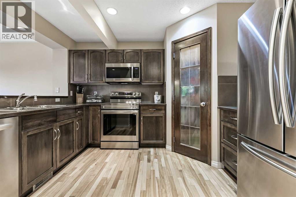 181 Everridge Drive Sw, Calgary, Alberta  T2Y 5A5 - Photo 12 - A2258431