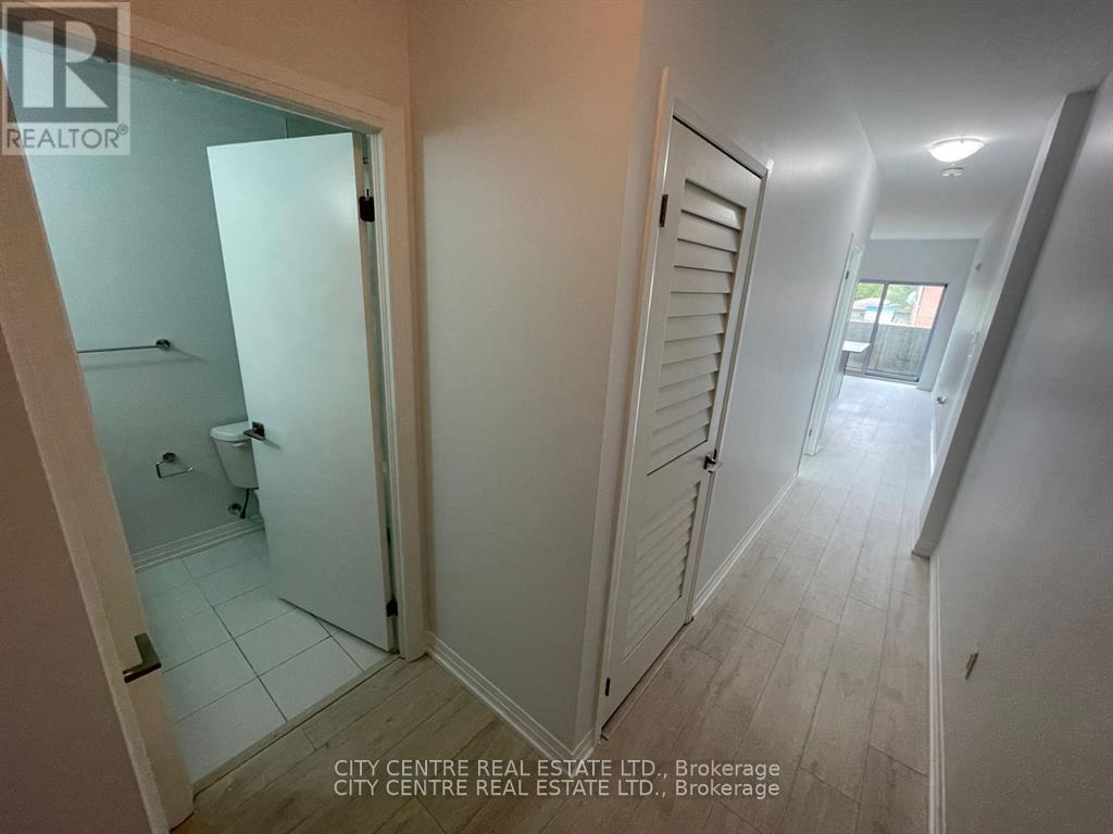109 - 408 Browns Line, Toronto, Ontario  M8W 0C3 - Photo 18 - W12501338