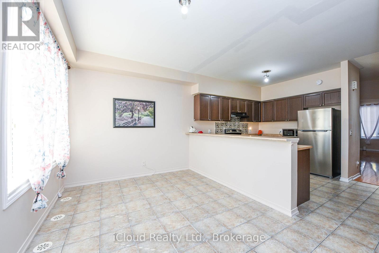 103 Cedar Lake Crescent, Brampton, Ontario  L6Y 0R1 - Photo 13 - W12501358