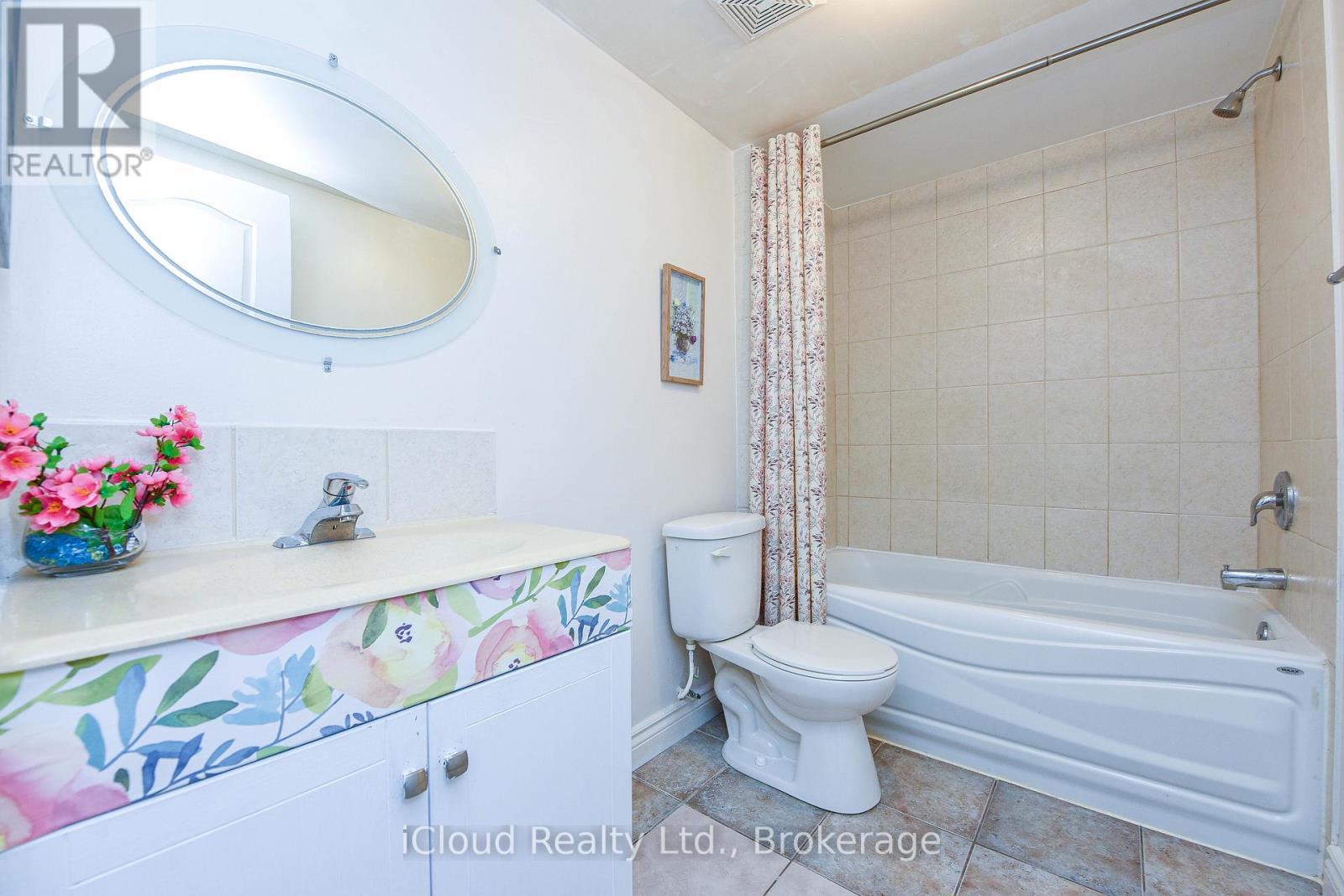 103 Cedar Lake Crescent, Brampton, Ontario  L6Y 0R1 - Photo 28 - W12501358