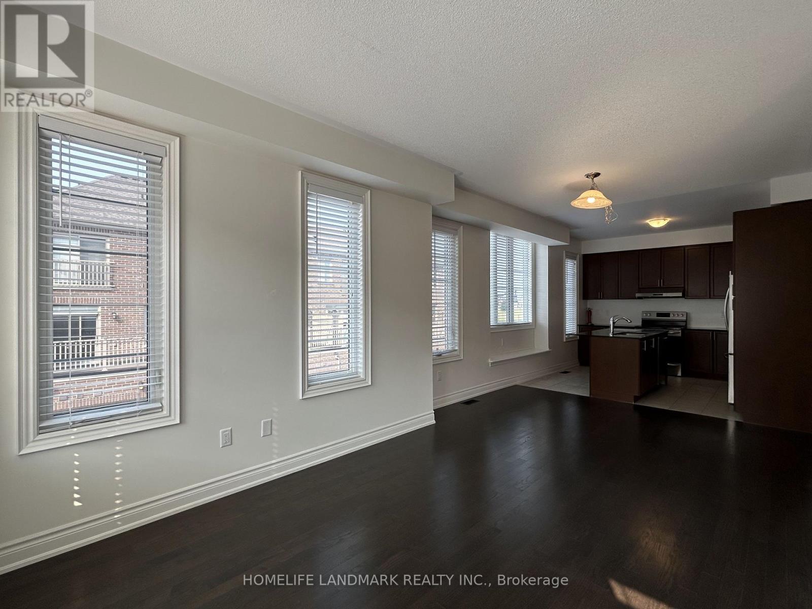 3 Temple Manor Road, Brampton, Ontario  L6Y 6C5 - Photo 20 - W12501364