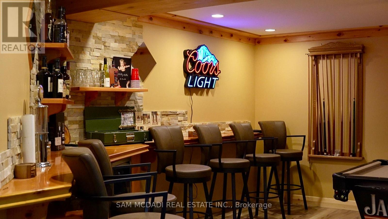 8529 Kinnaird Road, Lambton Shores, Ontario  N0N 1J3 - Photo 32 - X12501352