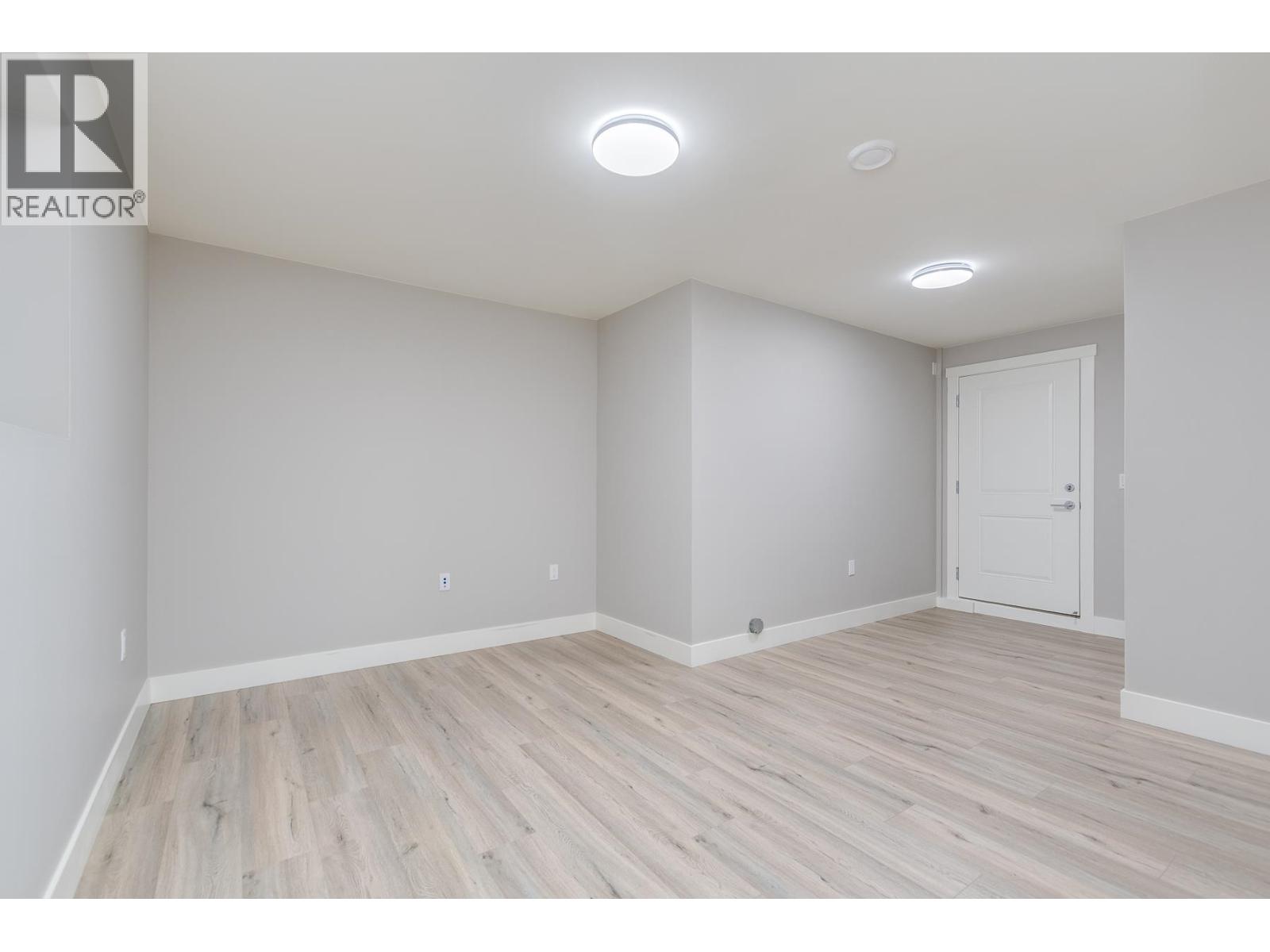 3427 Victoria Drive, Coquitlam, British Columbia  V3B 2V5 - Photo 27 - R3063407