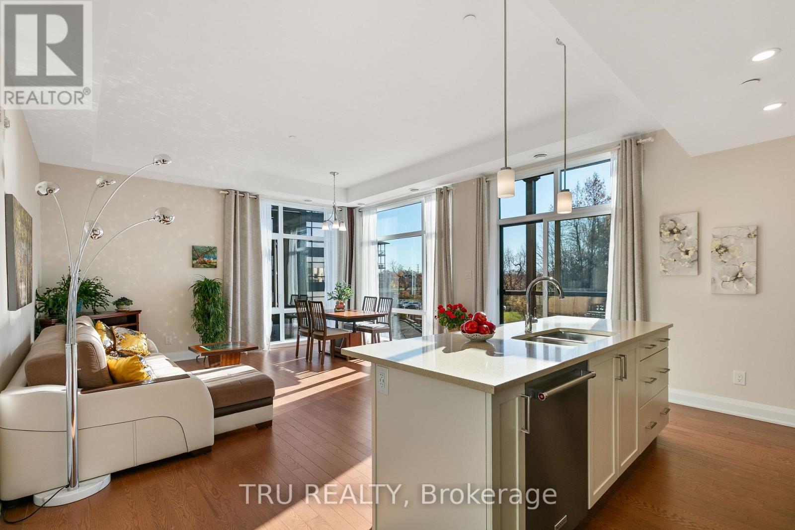 201 - 120 Cortile Private S, Ottawa, Ontario  K1V 2S8 - Photo 27 - X12494616