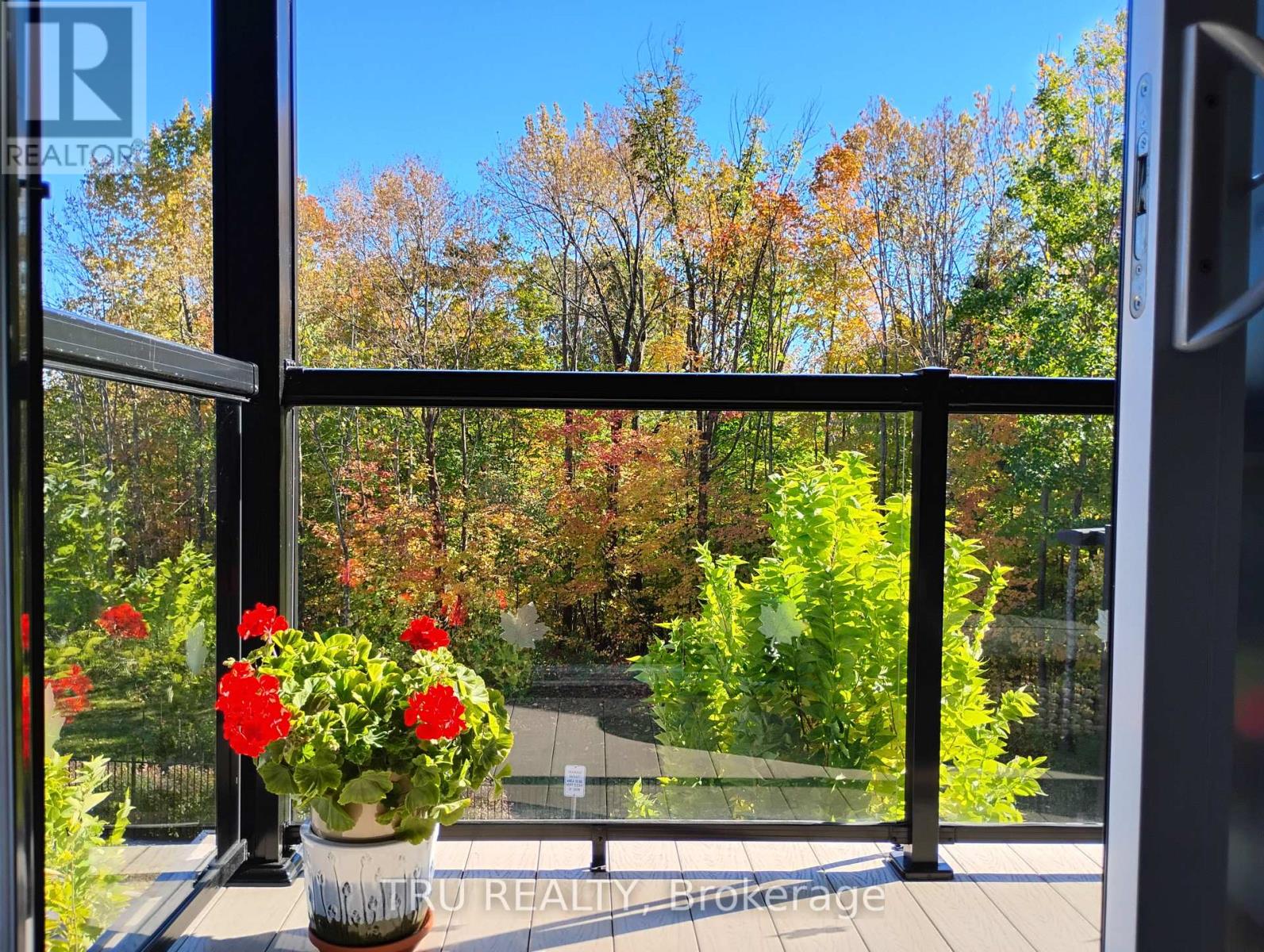 201 - 120 Cortile Private S, Ottawa, Ontario  K1V 2S8 - Photo 36 - X12494616