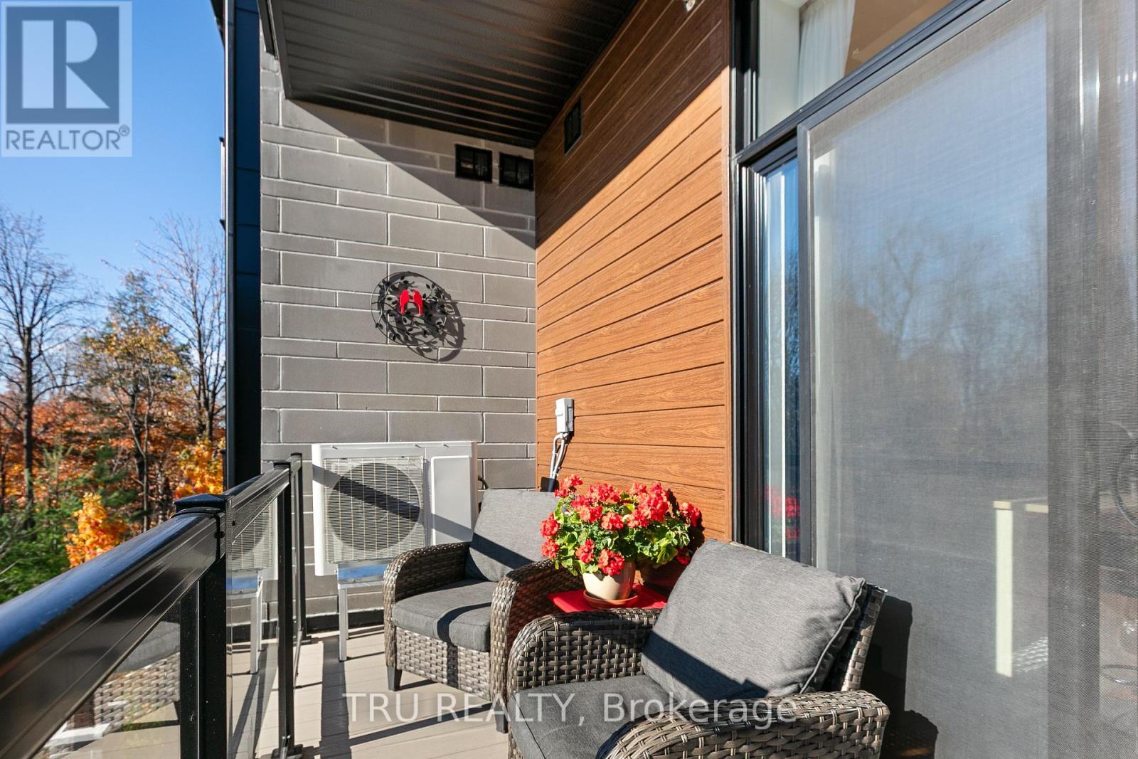 201 - 120 Cortile Private S, Ottawa, Ontario  K1V 2S8 - Photo 38 - X12494616