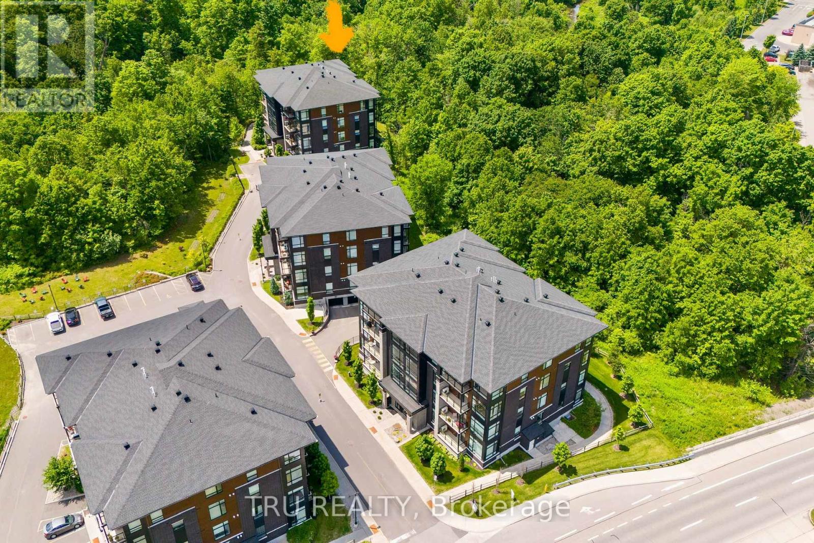 201 - 120 Cortile Private S, Ottawa, Ontario  K1V 2S8 - Photo 4 - X12494616