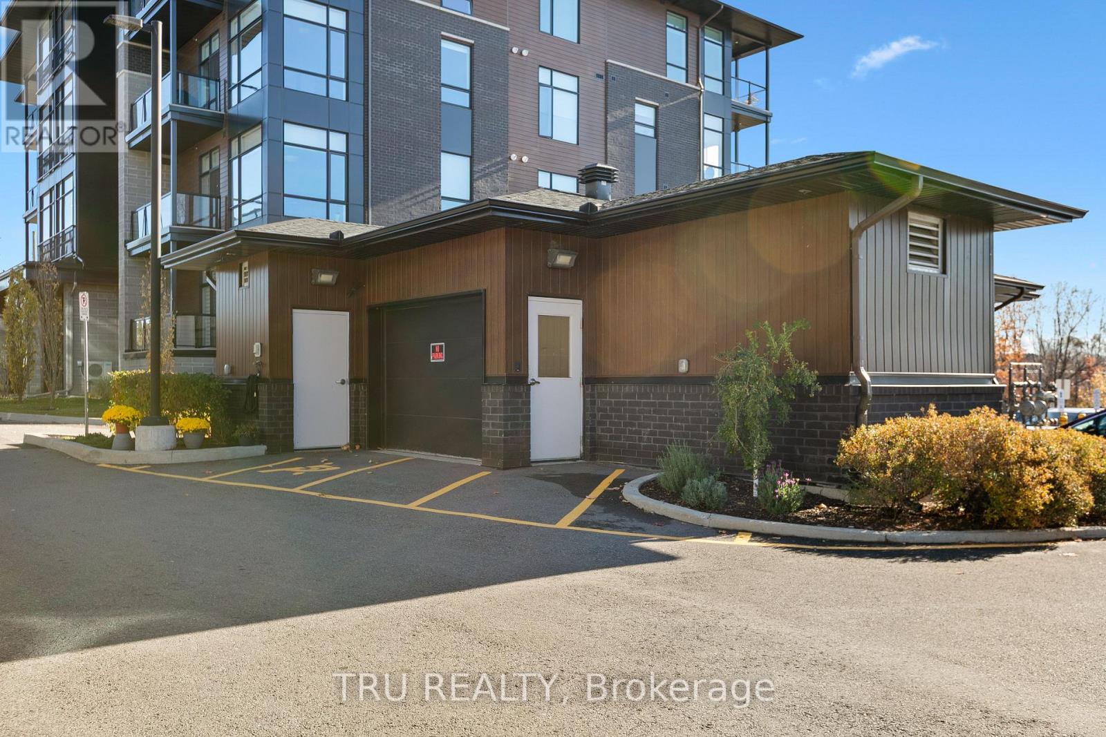 201 - 120 Cortile Private S, Ottawa, Ontario  K1V 2S8 - Photo 41 - X12494616